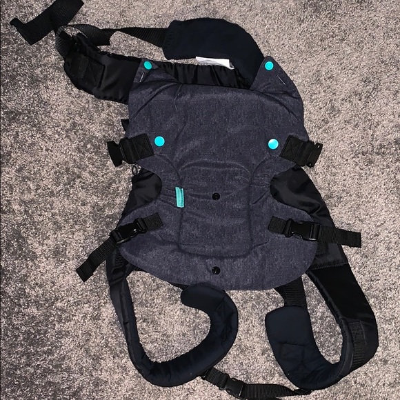 ‼️ SOLD ‼️ Infantino flip advanced baby carrier - Picture 1 of 7